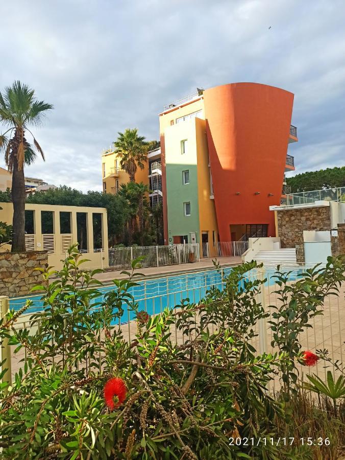 Rooftop- jacuzzi - terrasse - parking Appartement Antibes Buitenkant foto